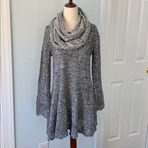 Marled Tunic sweater w/ detachable infinity scarf